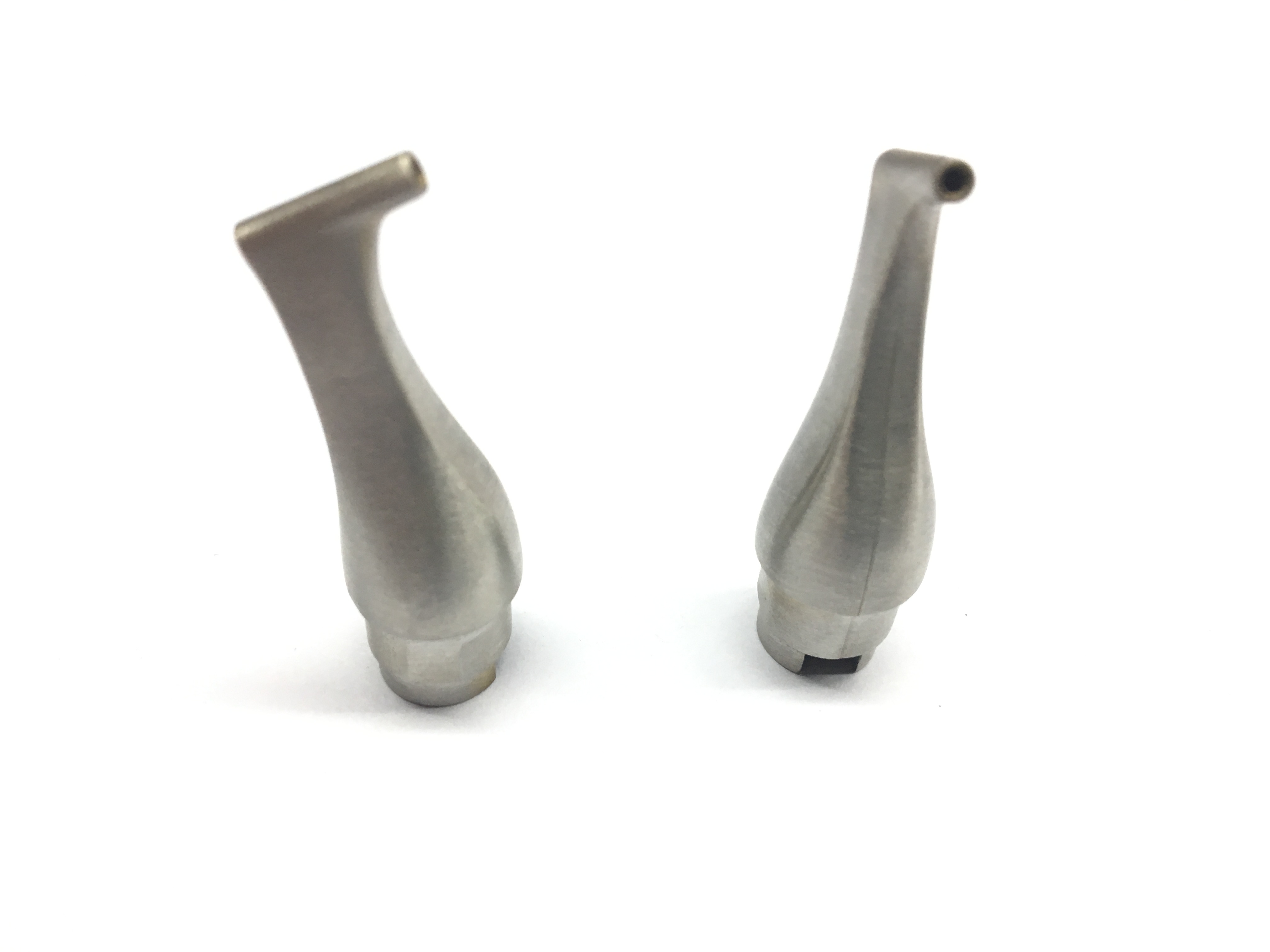 �t������