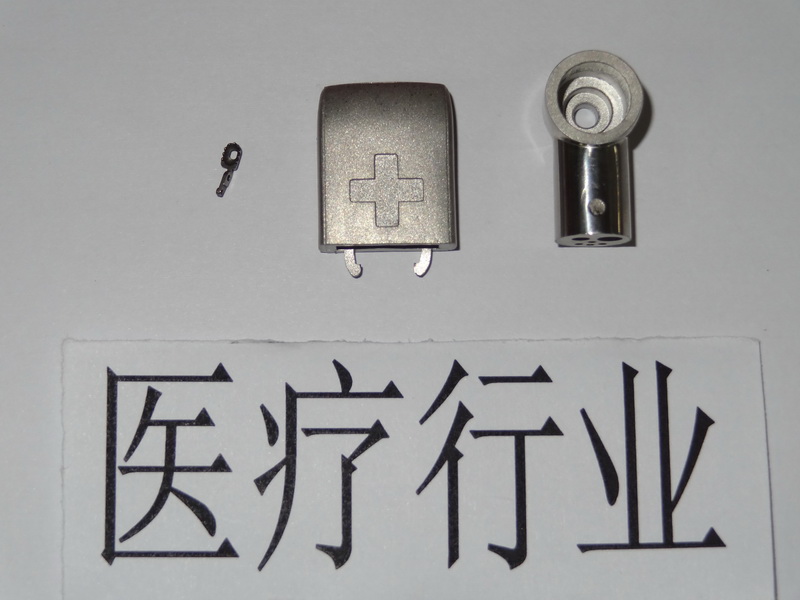 �t����е���