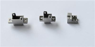 ���Κ��w�����A