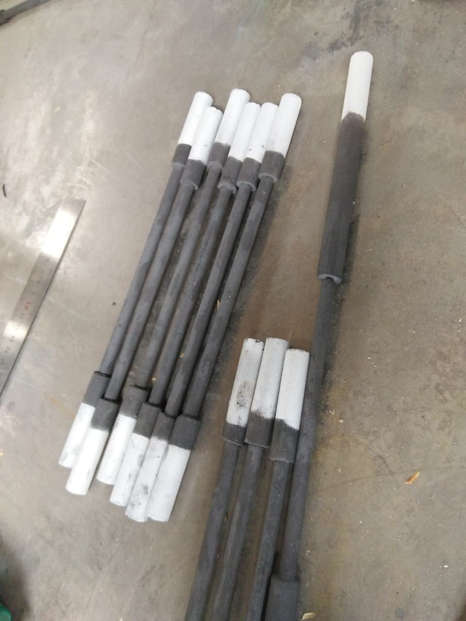 �ֶ˲���̼��